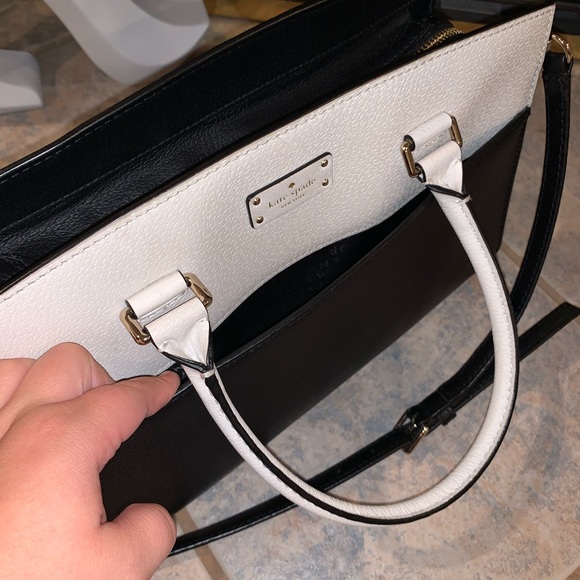 Kate Spade Purse & Wallet - Picture 6 of 8